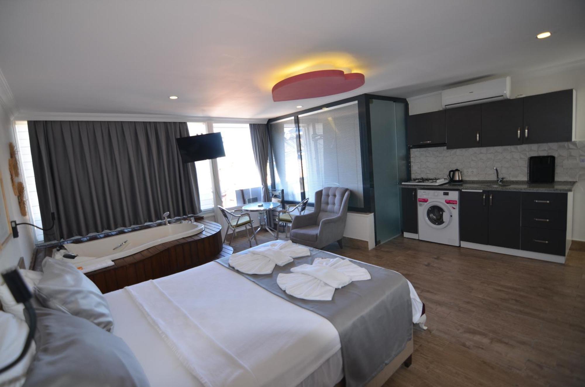 Mykonut Apart Hotel Fethiye Bagian luar foto